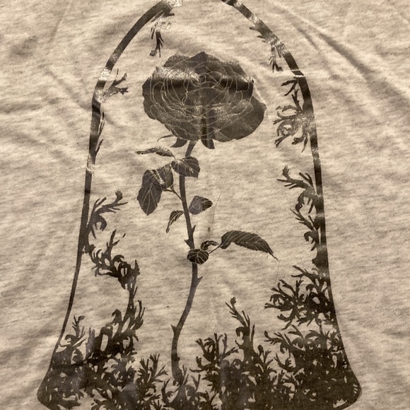 MEDIUM DISNEY BEAUTY AND THE BEAST TANK TOP - Picture 3 of 4